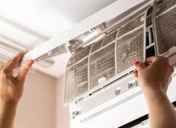 Vệ sinh máy lạnh chuyên nghiệp tại Tp. Hồ Chí Minh